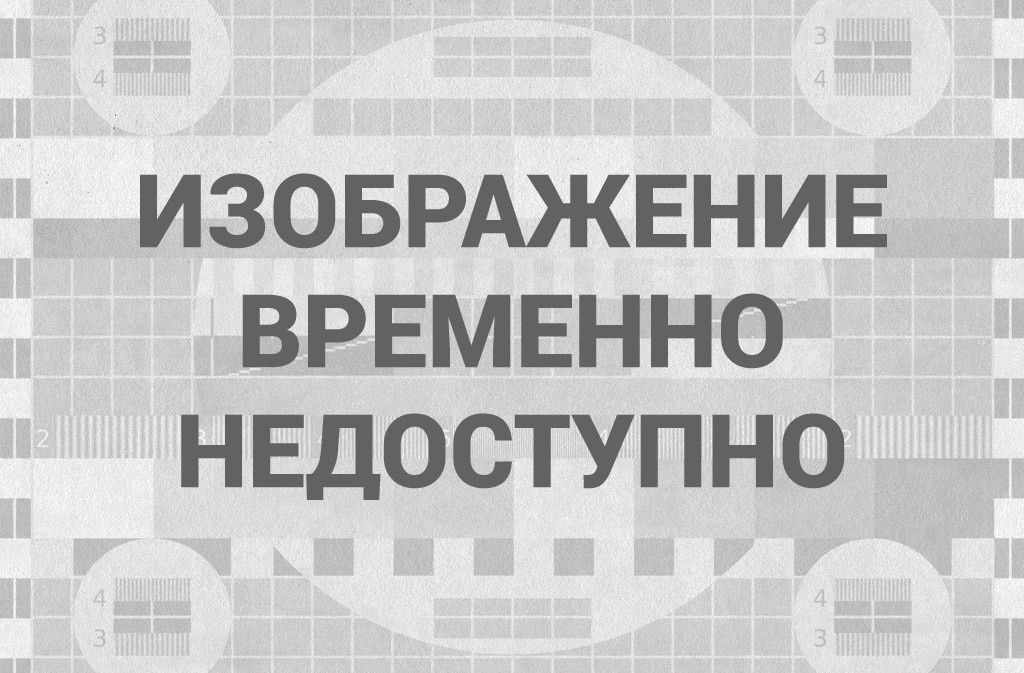 кормит грудью + знак вопроса