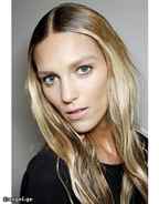 Болела голову неделю не мыла