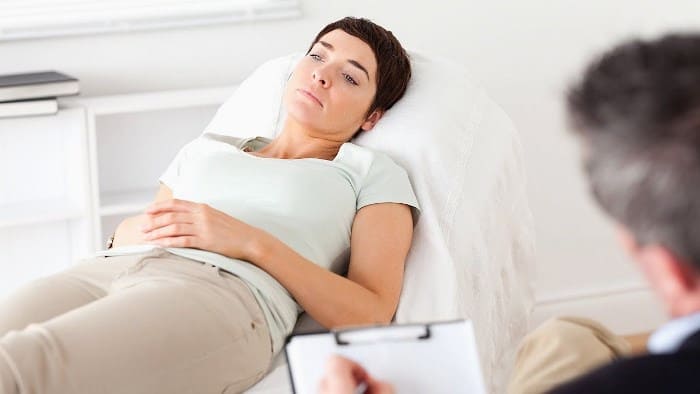 Спина болит и выделение с кровью при беременности